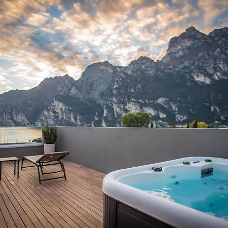 Hotel Villa Enrica Riva del Garda Exterior photo